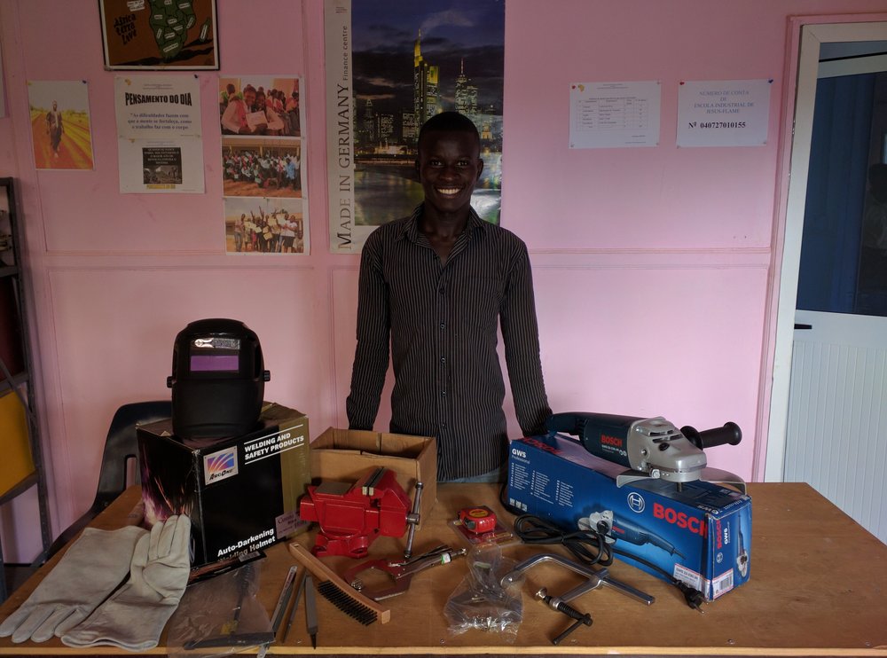 New Entrepreneurs Program Tool Kit Donate tools to West African students