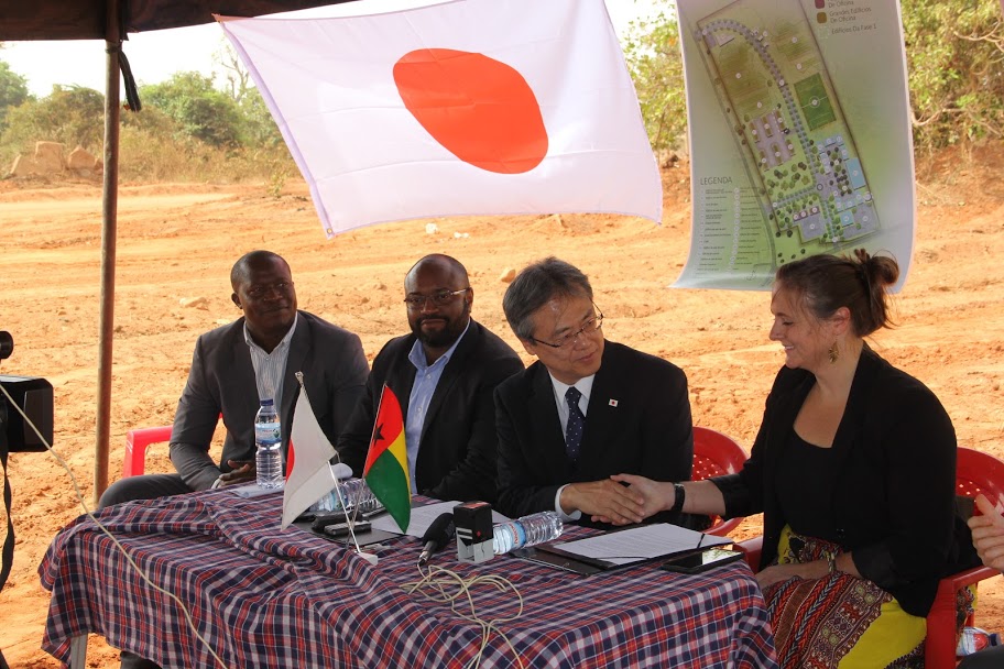 A grand from the Japanese embassy in Dakar is helping build the new WAVS campus to equip young people in Guinea-Bissau with job skills.